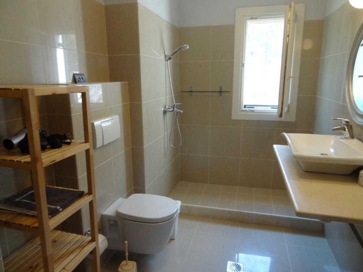 Villa Elaia Suites & Apartments No.2 Gaios Luaran gambar